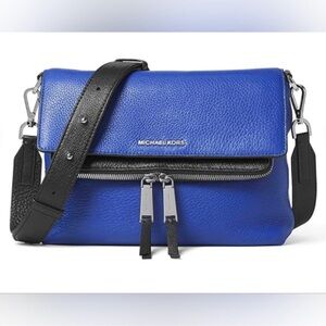 Michael Kors Medium Ezra Messenger Bag